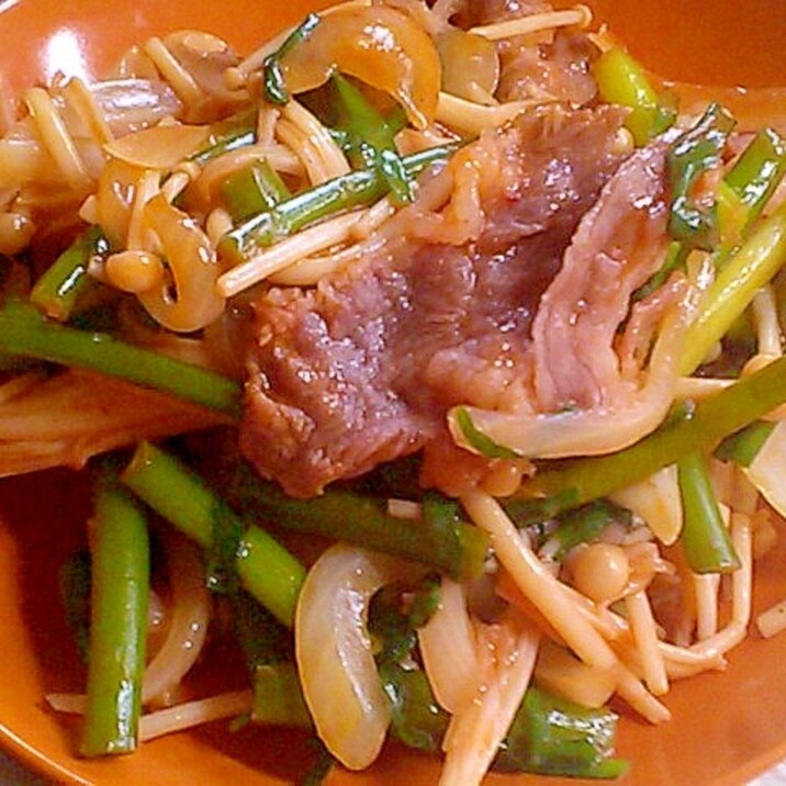 焼肉のタレで簡単！牛肉とにんにくの芽と残り野菜炒め